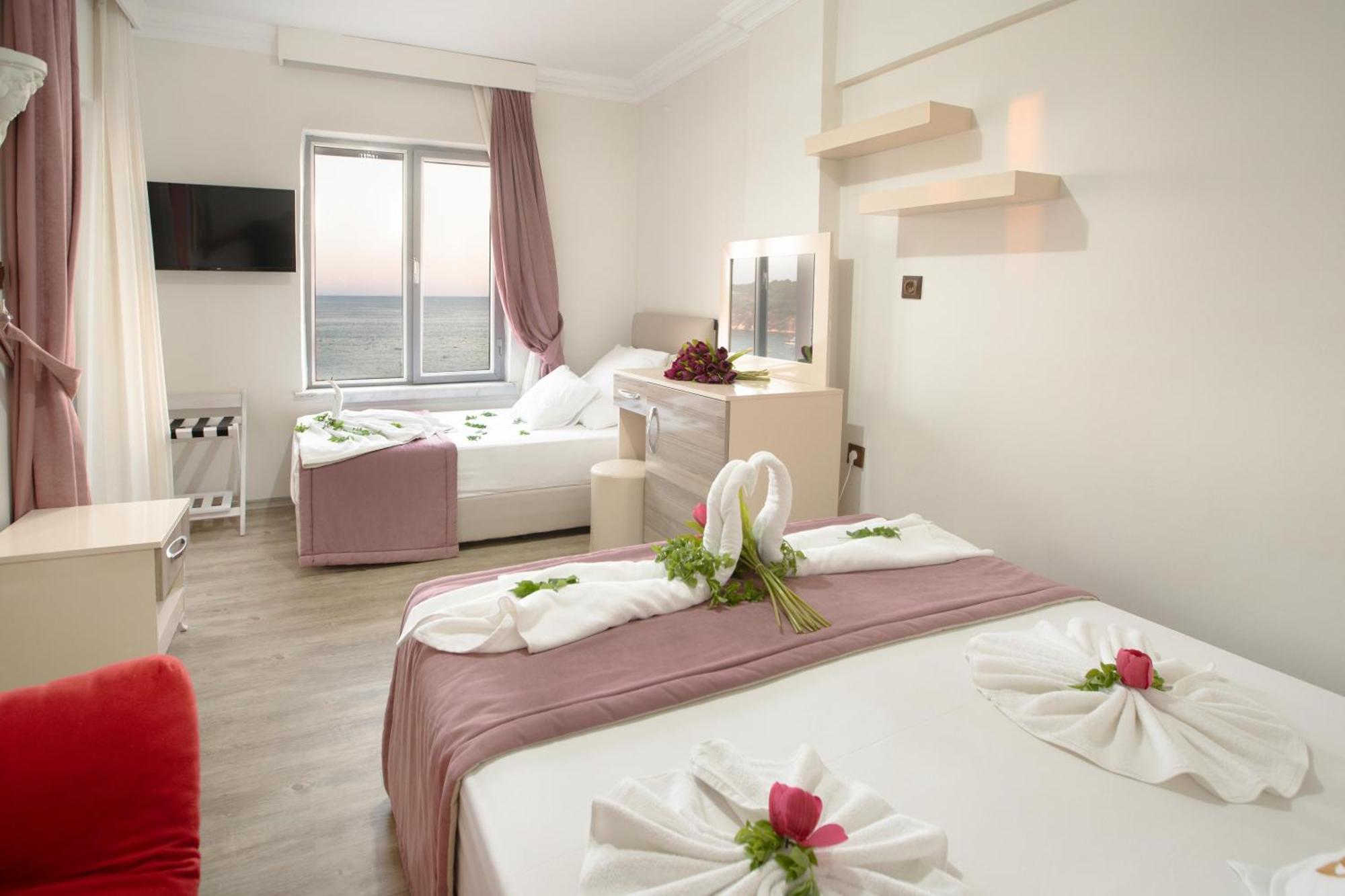 Sea Bird Spa & Beach Hotel Дидим Екстериор снимка